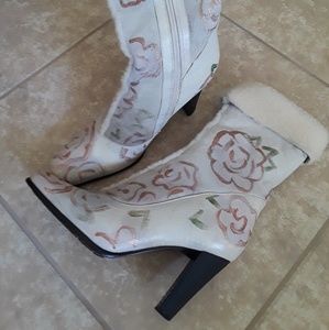 Genuine leather and suede boots